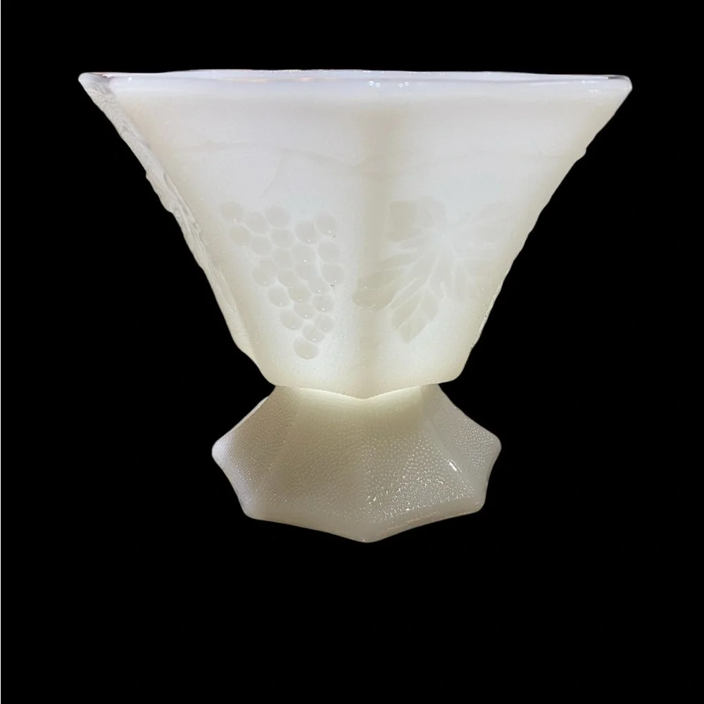 Anchor Hocking stunning vintage